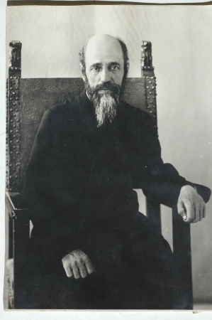 P. Pietro Uccelli sx "Venerabile"